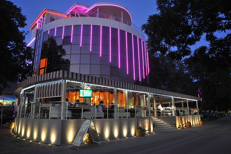 “Kompass Hotel Магнолия Геленджик”